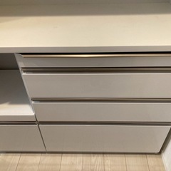 GW限定 キッチンボード 白 食器棚 レンジ台 キャビネット コンセント付き ダイニングボード キッチンラックの画像