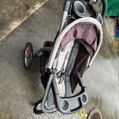 GRACO ジョギングベビーカー　の画像