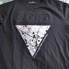 人気メンズTシャツの画像