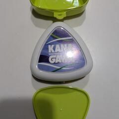 おにぎり型弁当箱の画像