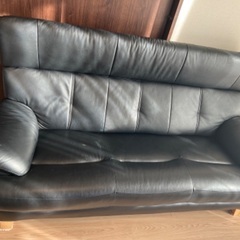 大塚家具　本革ソファ　黒