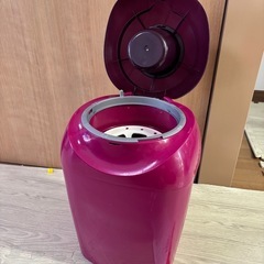 コンビ　ポイテック　おむつ用ゴミ箱の画像