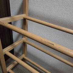 【無料】スリムで丈夫！4段木製シューズラック お譲りします✨の画像
