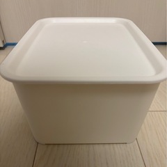 3個セット　セリア　フタ付プラBOX ホワイト　　の画像