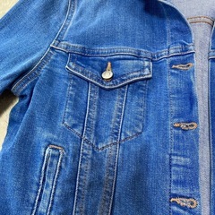 ZARA デニムジャケット　ストレッチ　Mサイズの画像
