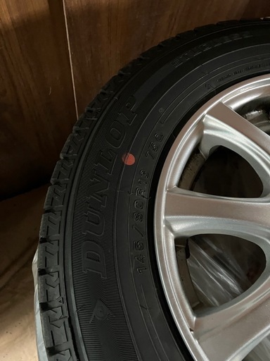 冬タイヤ　ダンロップ　ホイール付　4本セット　