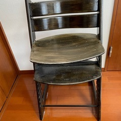 木製 ブラウン ベビーチェア