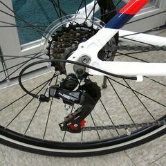 新品 PEUGEOT プジョー 700×32C アルミクロスバイク WH ホワイト 2022年モデル 470size Shimano Tourney6S 　72の画像