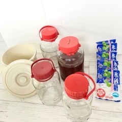 梅酒　果実酒　味噌作りに　保存瓶4本　味噌樽の画像