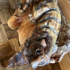 虎の置物の画像