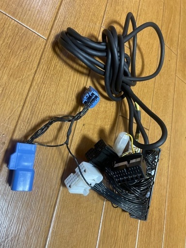 エアサスコントローラー 30セルシオ用ハーネス付き