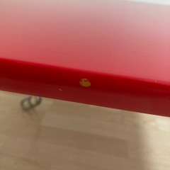 取引中　赤い折りたたみ　ローテーブルの画像