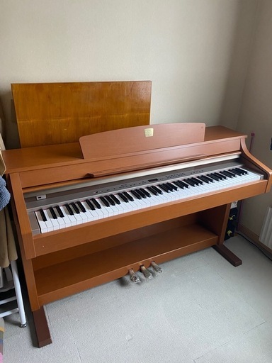 【引渡予定決まりました】
ヤマハ　クラビノーバ電子ピアノ　CLP-330