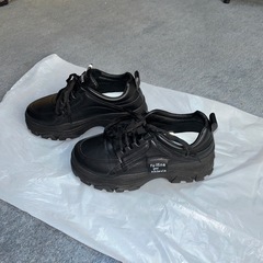 レディースシューズの画像