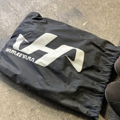 スエードのスパイク　高校野球の画像