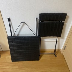 ガーデンファニチャー　机と椅子セット