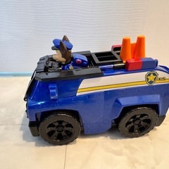 パウパトロール　チェイス　変形おもちゃ