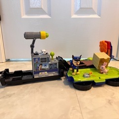 パウパトロール　チェイス　変形おもちゃの画像