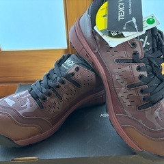 texcyluxeのセフティーシューズ
