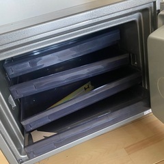 値下げしました!!金庫の画像