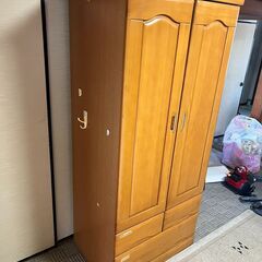 【無料】洋服ダンスお譲りします（引き取り限定）の画像