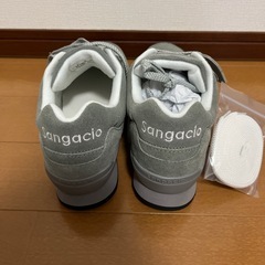新品未使用　SANGACIO スニーカー　27.5センチ　定価28600円　の画像