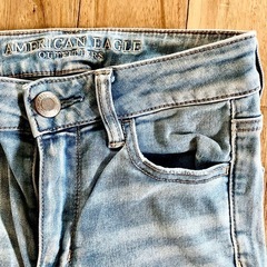 AMERICAN EAGLE ダメージデニム　sサイズの画像