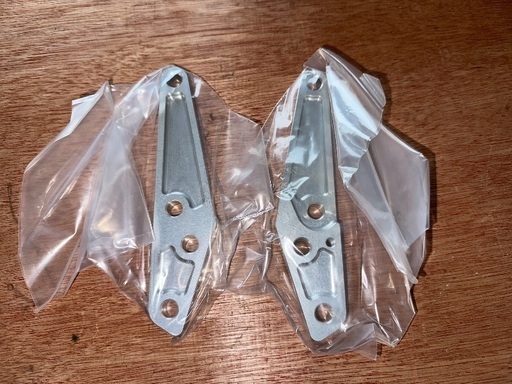 オーリンズ　キャリパーブラケット　ZRX1200 未使用品