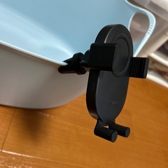 車載スマホホルダー　ワイヤレス充電　自動開閉の画像