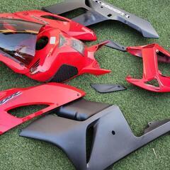 CBR1000RRSC57前期型の外装フルセットの画像