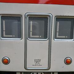 ブリキの電車の画像