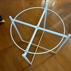 IKEAサイドテーブルGLADOM白の画像