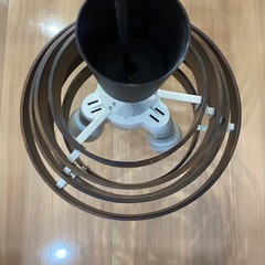 アンティーク風木製 ペンダントライト　ブラウン　ブラック　吊り下げの画像