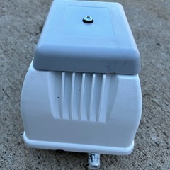 日本電興(NIHON DENKO) 電磁式エアーポンプ 40L NIP-40L  の画像