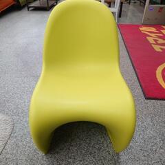 ジモティー見た！で5%OFF【パントンジュニア】パントンチェア 子供用イス キッズチェア 屋外使用可能 リプロダクト:グリーン の画像