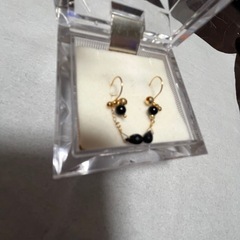 ピアス