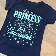 Tシャツ　2枚　ディズニーなど　の画像