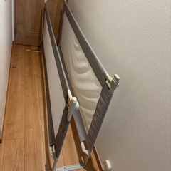ベッドガード