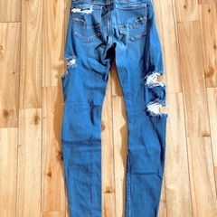 AMERICAN EAGLE ダメージデニムＳサイズの画像