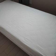 【ほぼ新品】シングルベッドセットの画像