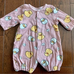 サイズ50-60 女の子向けセット ロンパース 靴下 帽子の画像