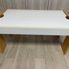 子供用テーブル　の画像