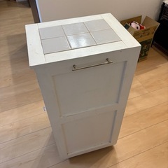 キッチンラック 引き出し式の画像