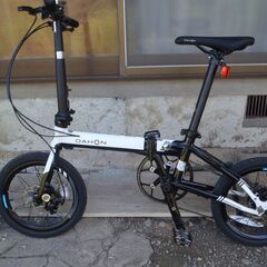 DAHON 折りたたみ自転車　K3　PLUS　使用数回のみ　9段変速の画像