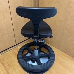 アーユルチェアの画像