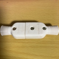 電源プラグ　コネクタ　ひと組の画像