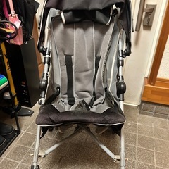 ベビーカーB型
