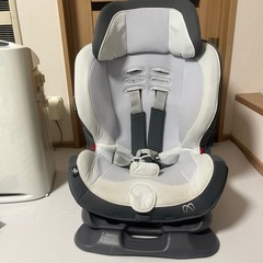 1歳から使用できるチャイルドシート