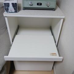 リサイクルボックス付きレンジ台の画像
