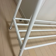 ハンガーラックの画像